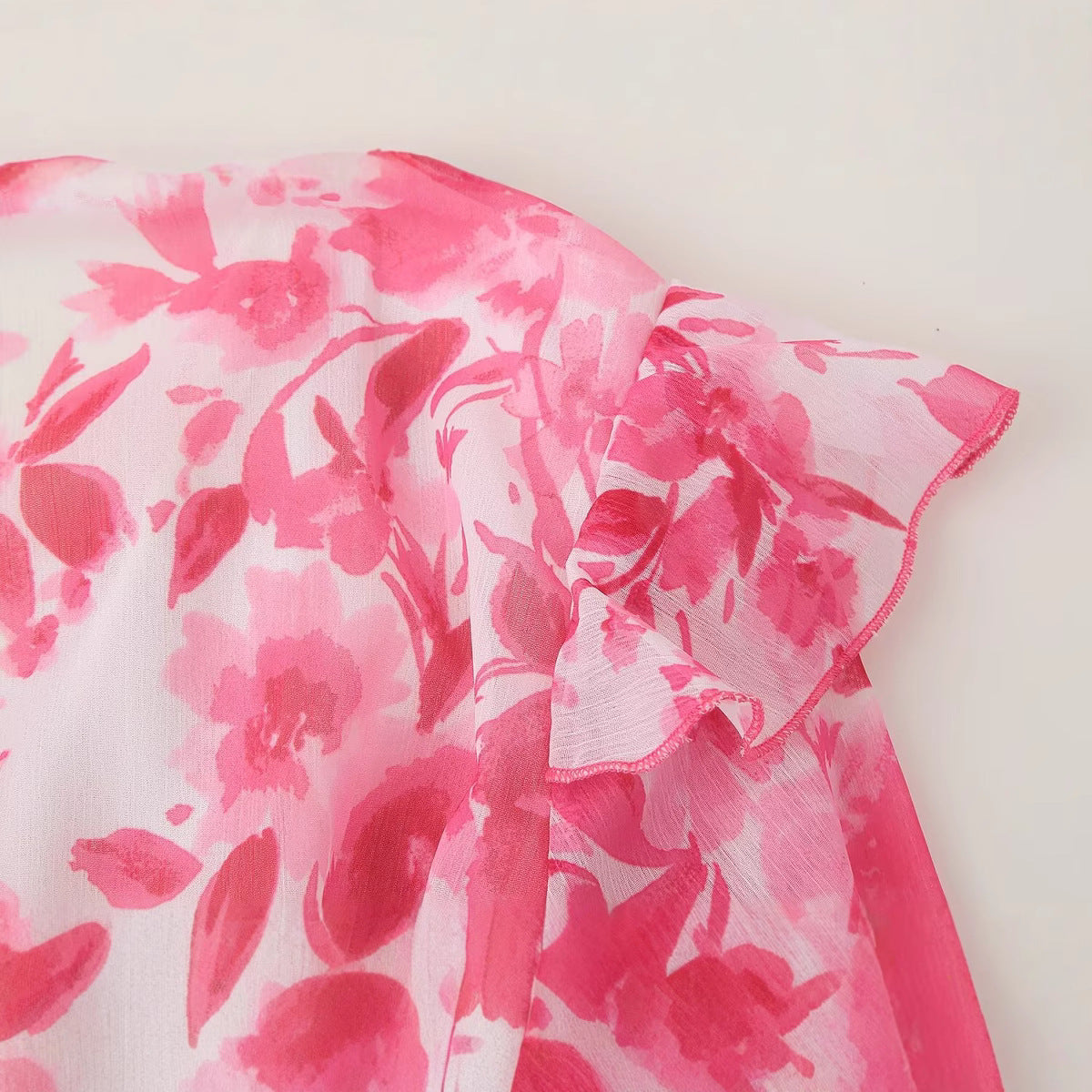 V-neck ruffle edge with belt printed dress for women